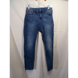Old Navy Women's Medium Wash Straight Leg Jeans